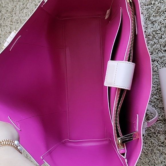 Kate Spade Tote & Wallet - Picture 4 of 16